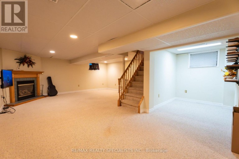 26 VIVALDI CRESCENT, Brampton (Brampton South), Ontario, L6Y2S2