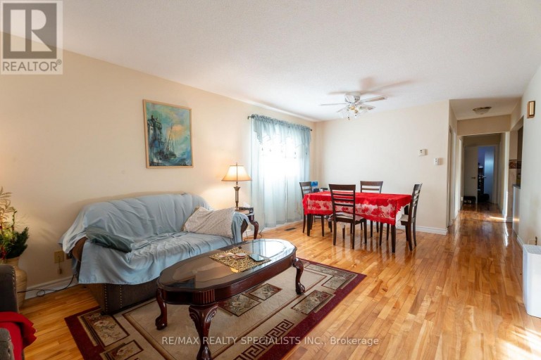 26 VIVALDI CRESCENT, Brampton (Brampton South), Ontario, L6Y2S2