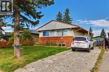 3714 Dover Ridge Drive SE Calgary Alberta photo 2