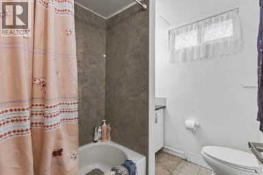 3714 Dover Ridge Drive SE Calgary Alberta photo 25
