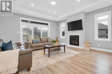 5 SCHMIDT WAY Quinte West (Murray Ward) Ontario photo 14