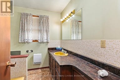 828 OXBOW PARK DRIVE Wasaga Beach Ontario photo 15