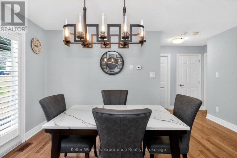 22 GREW CRESCENT, Penetanguishene, Ontario, L9M0A4