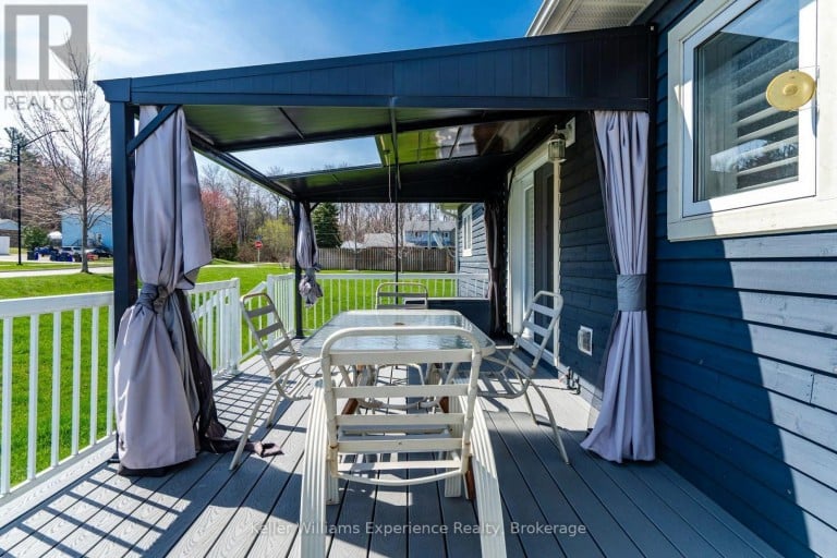 22 GREW CRESCENT, Penetanguishene, Ontario, L9M0A4