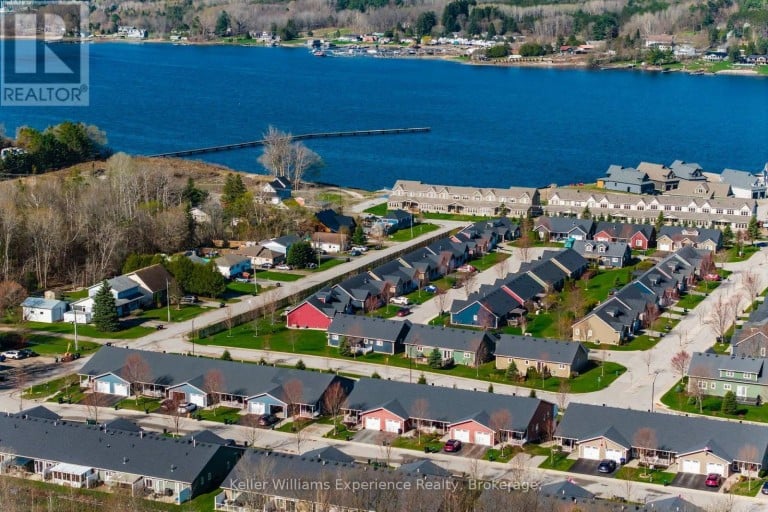 22 GREW CRESCENT, Penetanguishene, Ontario, L9M0A4