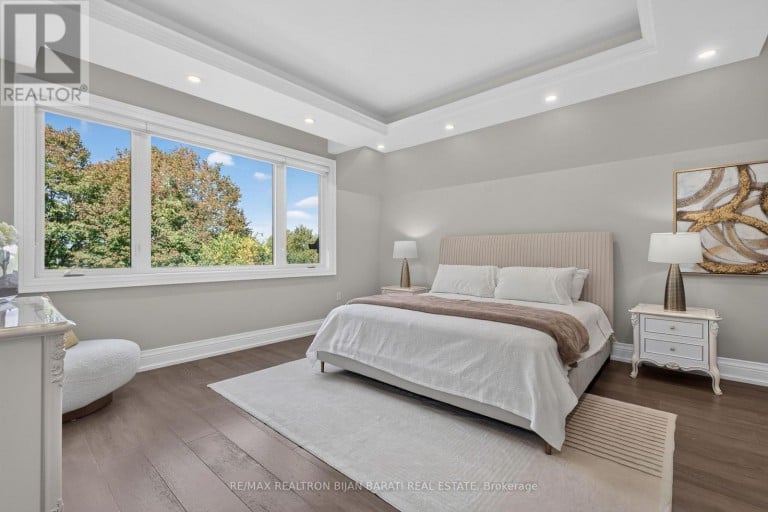 130 PEMBERTON AVENUE, Toronto (Newtonbrook East), Ontario, M2M1Y7