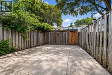 54 THYRA AVENUE Toronto (Crescent Town) Ontario photo 27