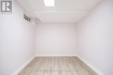 54 THYRA AVENUE Toronto (Crescent Town) Ontario photo 29