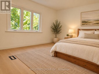54 THYRA AVENUE Toronto (Crescent Town) Ontario photo 7