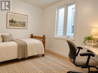 54 THYRA AVENUE Toronto (Crescent Town) Ontario photo 9
