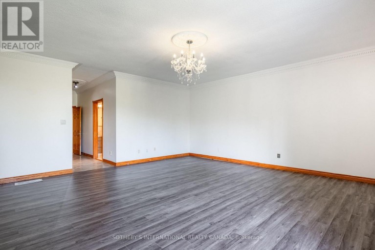 48 SCOTT CRESCENT, King (King City), Ontario, L7B1E4