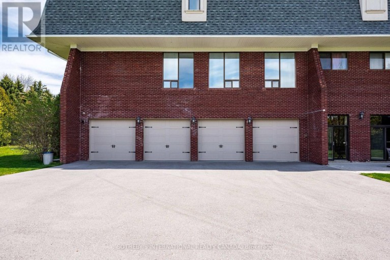 48 SCOTT CRESCENT, King (King City), Ontario, L7B1E4
