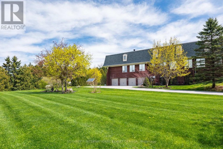48 SCOTT CRESCENT, King (King City), Ontario, L7B1E4