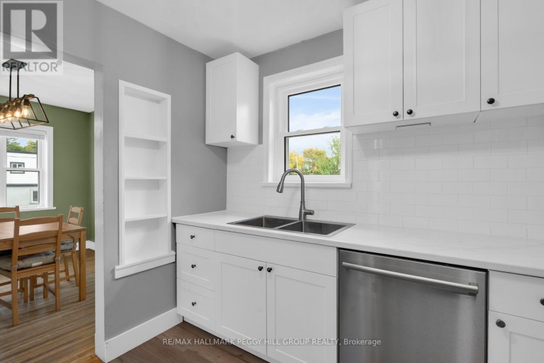1556 FLOS RD 4 W, Springwater (Phelpston), Ontario, L0L2K0