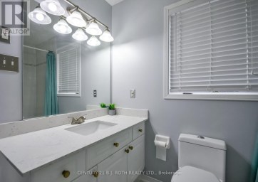 17 CROMPTON DRIVE Barrie (Little Lake) Ontario photo 26