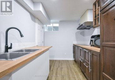 17 CROMPTON DRIVE Barrie (Little Lake) Ontario photo 30
