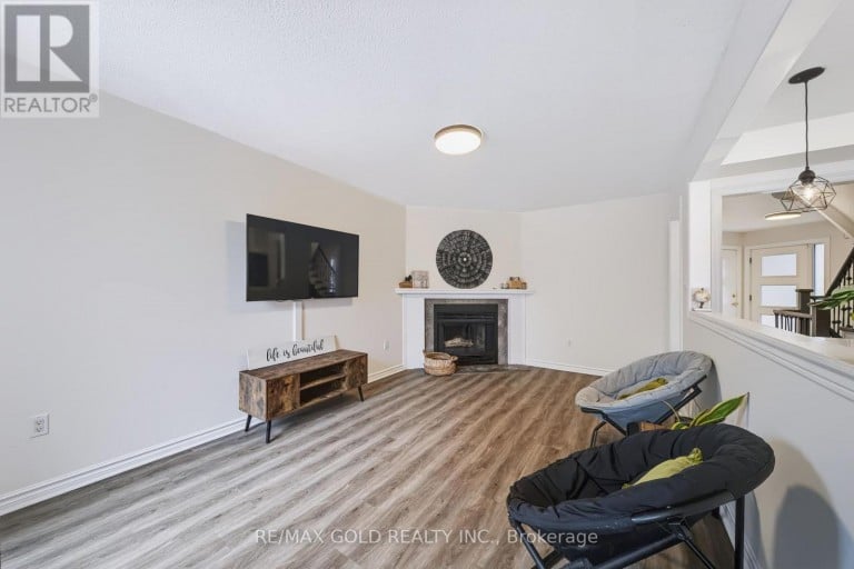 43 GOLDEN MEADOW ROAD, Barrie (Bayshore), Ontario, L4N7G5