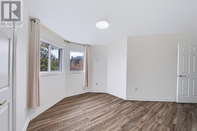 43 GOLDEN MEADOW ROAD, Barrie (Bayshore), Ontario, L4N7G5
