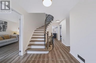 43 GOLDEN MEADOW ROAD Barrie (Bayshore) Ontario photo 3