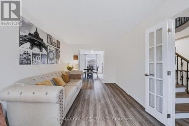 43 GOLDEN MEADOW ROAD Barrie (Bayshore) Ontario photo 6