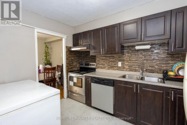 1007 - 49 SILVERSTONE DRIVE Toronto (Mount Olive-Silverstone-Jamestown) Ontario photo 26