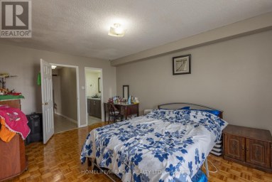 1007 - 49 SILVERSTONE DRIVE Toronto (Mount Olive-Silverstone-Jamestown) Ontario photo 34