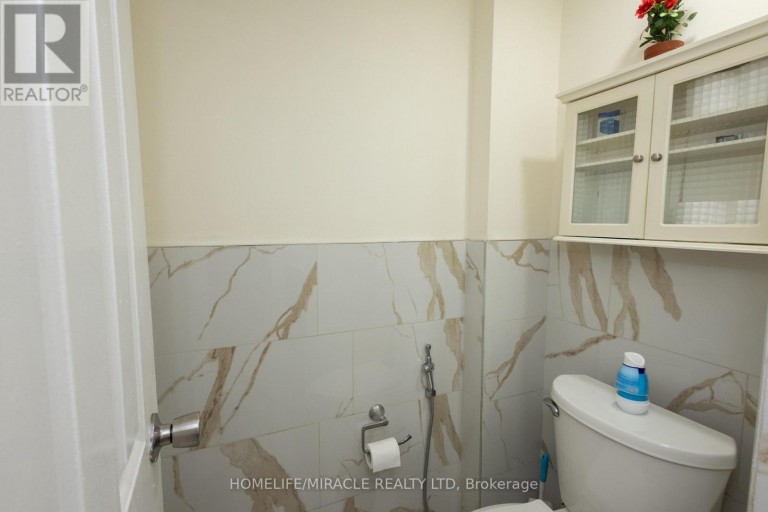 1007 - 49 SILVERSTONE DRIVE, Toronto (Mount Olive-Silverstone-Jamestown), Ontario, M9V3G2