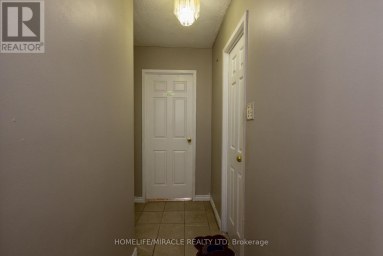 1007 - 49 SILVERSTONE DRIVE Toronto (Mount Olive-Silverstone-Jamestown) Ontario photo 44