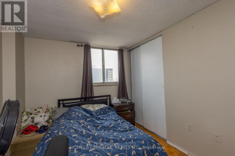 1007 - 49 SILVERSTONE DRIVE, Toronto (Mount Olive-Silverstone-Jamestown), Ontario, M9V3G2