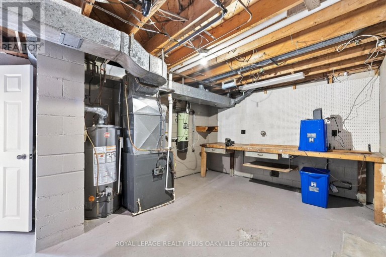 19 ENDFIELD AVENUE, Hamilton (Huntington), Ontario, L8T2L3