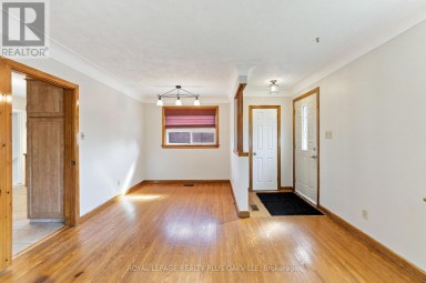 19 ENDFIELD AVENUE Hamilton (Huntington) Ontario photo 6
