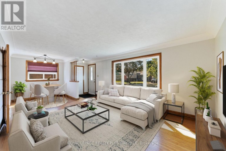 19 ENDFIELD AVENUE, Hamilton (Huntington), Ontario, L8T2L3