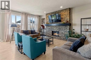 86 Heritage View Cochrane Alberta photo 3