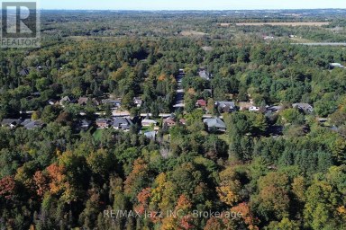 35 WARD STREET Whitby Ontario photo 30