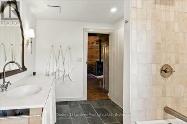 466 WOODS ROAD Madoc Ontario photo 25