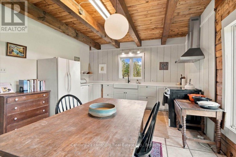 466 WOODS ROAD, Madoc, Ontario, K0K2K0
