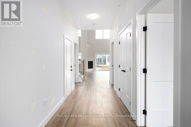 127 YVONNE CRESCENT, Blue Mountains, Ontario, L9Y5T9