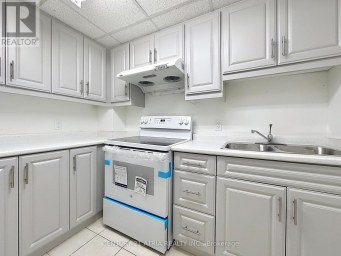 58 DANJOHN CRESCENT Toronto (Agincourt North) Ontario photo 17