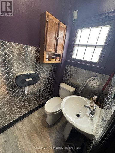 605 KINGSTON ROAD W, Ajax (Central West), Ontario, L1S6L9