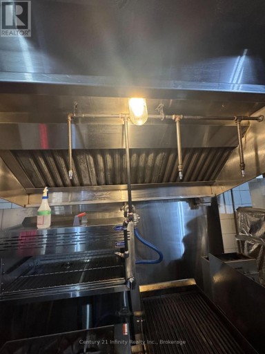 605 KINGSTON ROAD W, Ajax (Central West), Ontario, L1S6L9