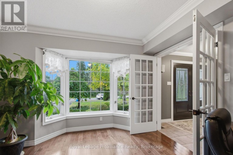 27 HASTINGS PARK DRIVE, Belleville (Belleville Ward), Ontario, K8P5G4