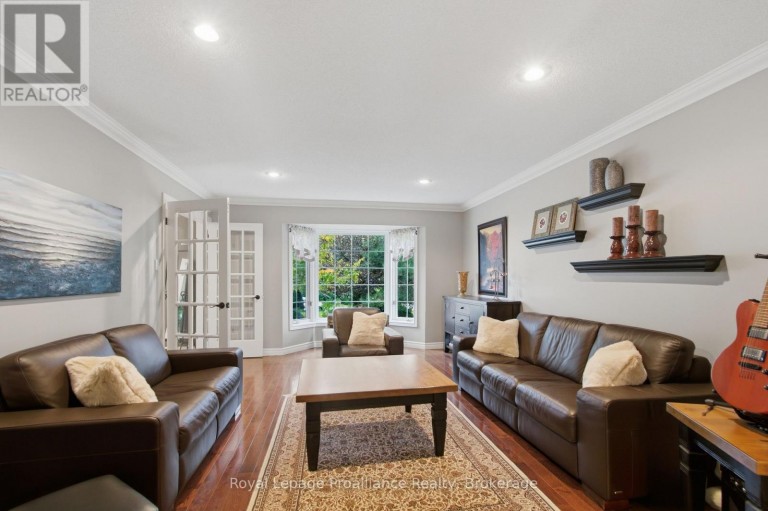 27 HASTINGS PARK DRIVE, Belleville (Belleville Ward), Ontario, K8P5G4