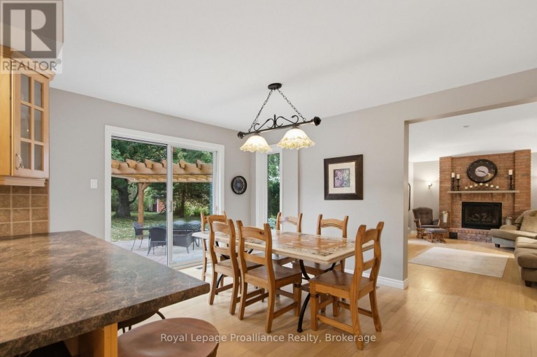 27 HASTINGS PARK DRIVE, Belleville (Belleville Ward), Ontario, K8P5G4