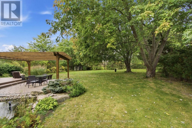 27 HASTINGS PARK DRIVE, Belleville (Belleville Ward), Ontario, K8P5G4