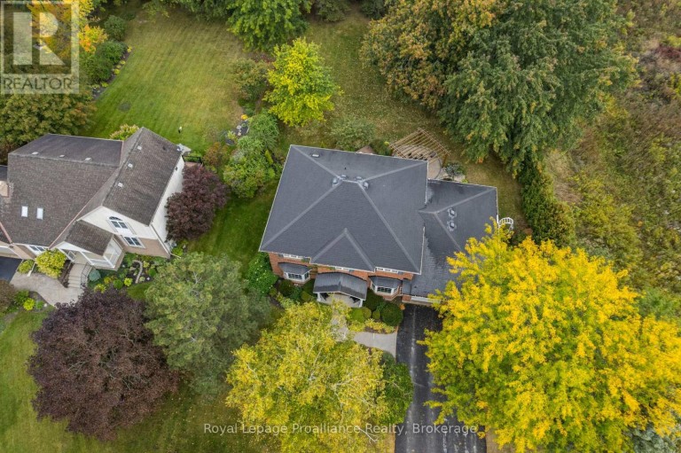 27 HASTINGS PARK DRIVE, Belleville (Belleville Ward), Ontario, K8P5G4