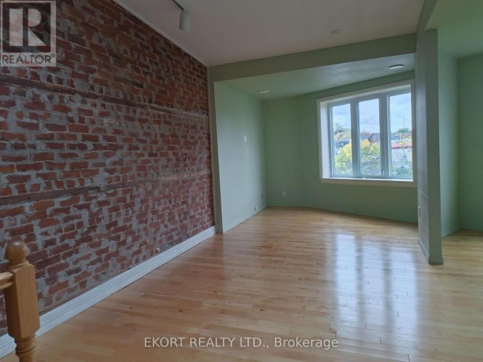 402 FRONT STREET, Belleville (Belleville Ward), Ontario, K8N2Z8