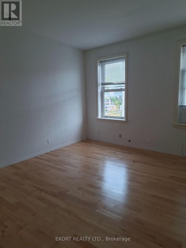 402 FRONT STREET, Belleville (Belleville Ward), Ontario, K8N2Z8