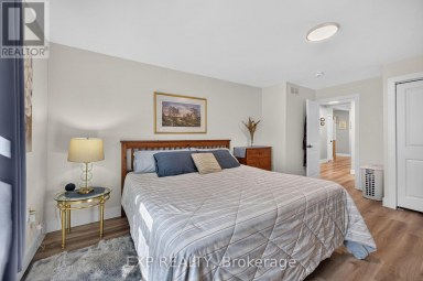 481 GOLD STREET Warwick (Watford) Ontario photo 18