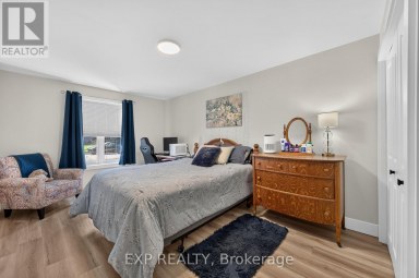 481 GOLD STREET Warwick (Watford) Ontario photo 19
