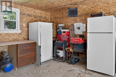 481 GOLD STREET Warwick (Watford) Ontario photo 26